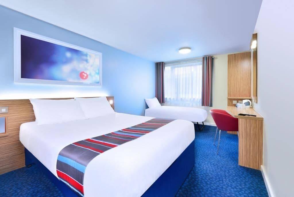 Travelodge Battersea London Exterior photo