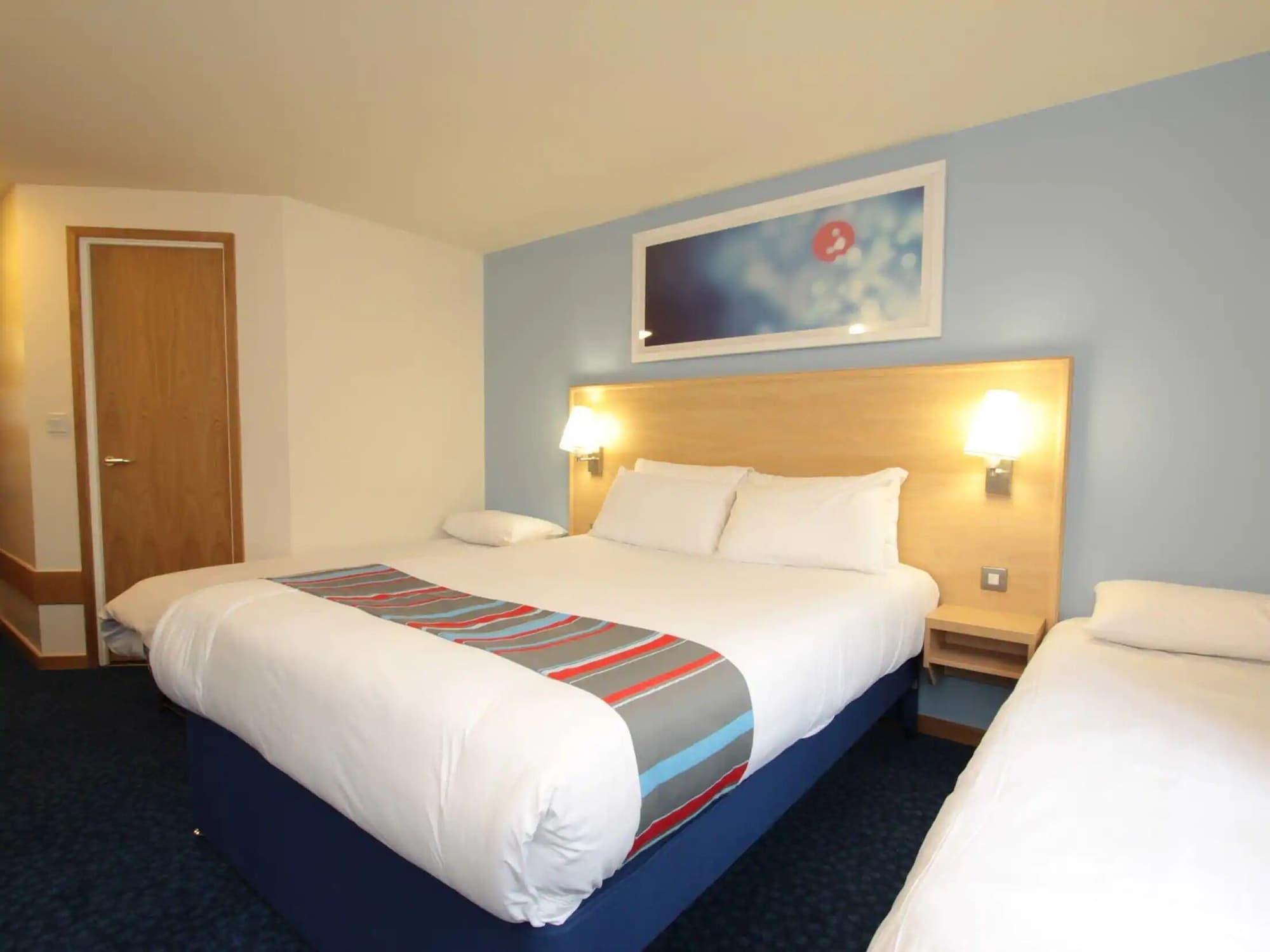 Travelodge Battersea London Exterior photo