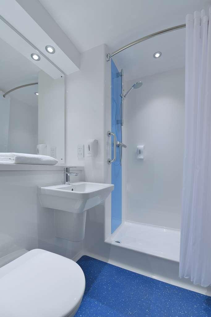 Travelodge Battersea London Room photo