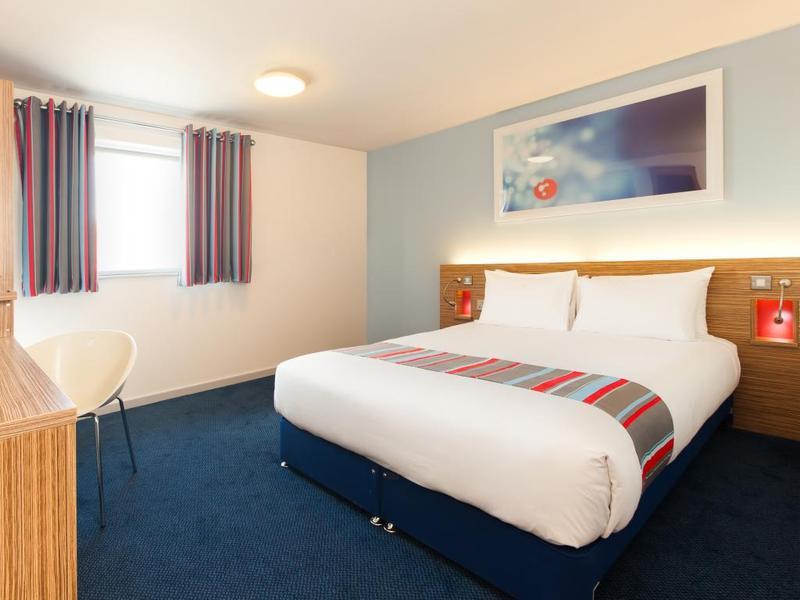 Travelodge Battersea London Exterior photo